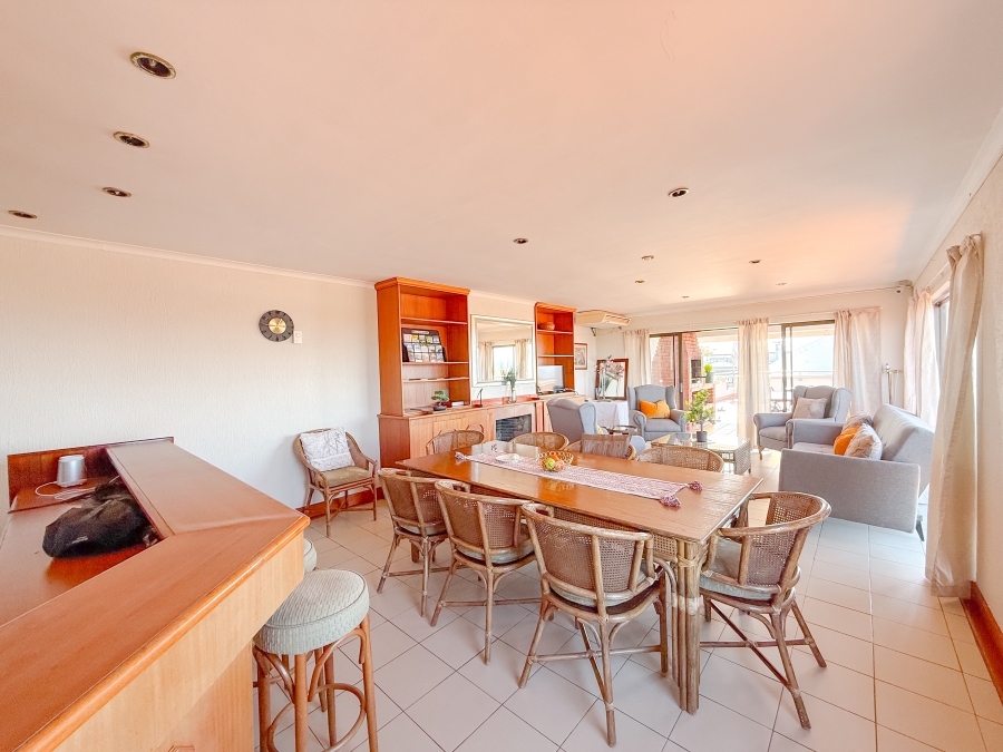 To Let 4 Bedroom Property for Rent in Plettenberg Bay Central Western Cape